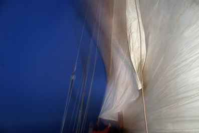 S&eacute;rie Flux et Reflux : Envoi de grand voile